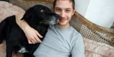 ANIMAL RESCUE noticia: Tom Hardy, defensor de los chuchos