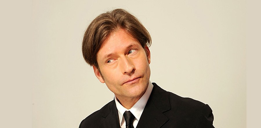 DOCTOR STRANGE noticia: Crispin Glover por delante de Johnny Depp