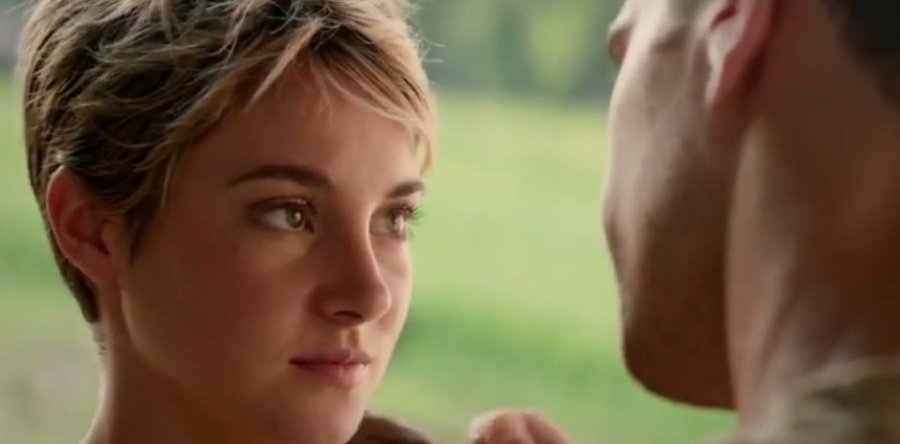 LA SERIE DIVERGENTE: INSURGENTE ficha