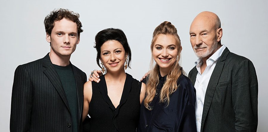 GREEN ROOM premiere: Premiere Skin