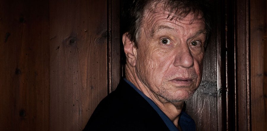 JOHN McTIERNAN noticia: El cine de superhéroes es de fachas