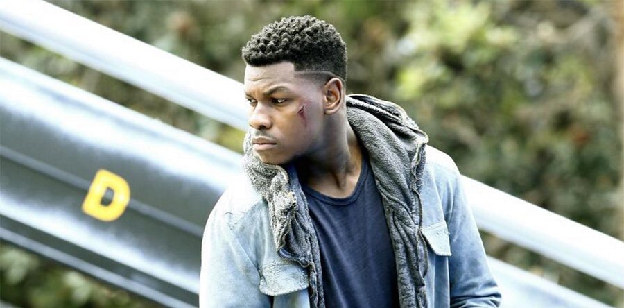 PACIFIC RIM: INSURRECCIÓN avance: John Boyega en acción