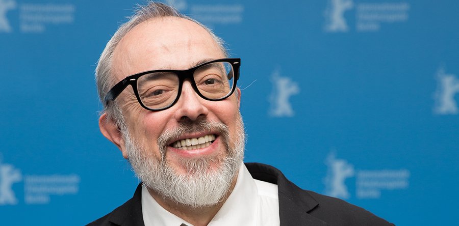 EL BAR premiere: Premiere de bar