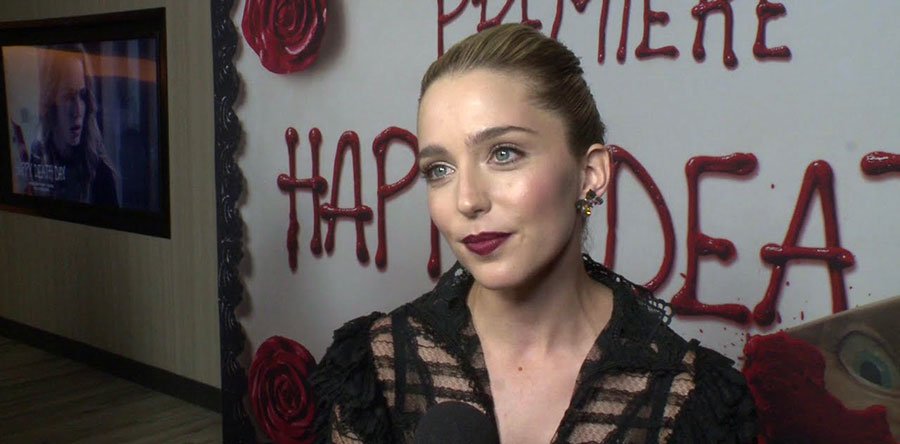 FELIZ DÍA DE TU MUERTE premiere: Premiere en bucle