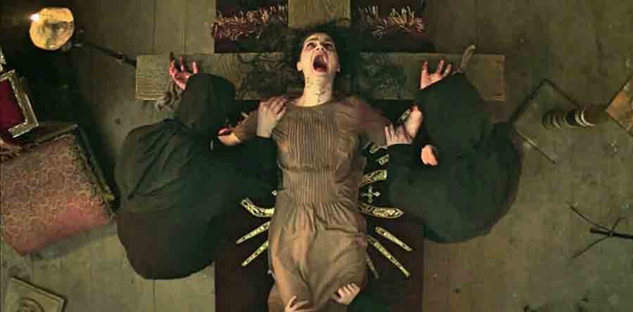 THE CRUCIFIXION ficha