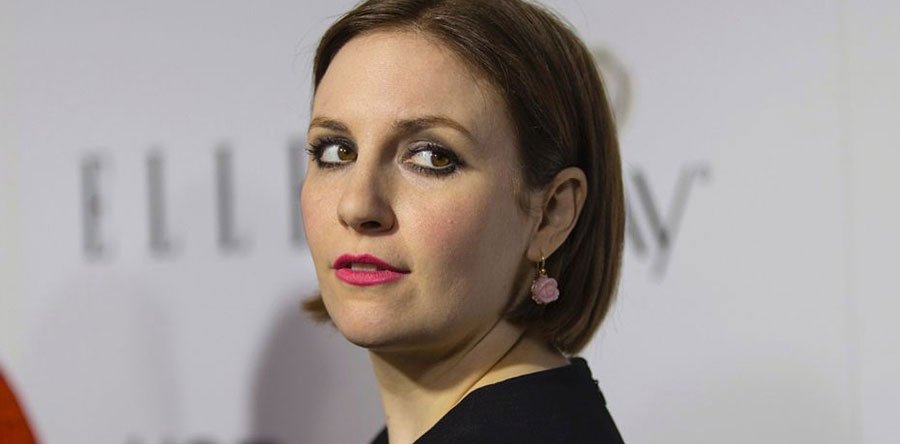 BATGIRL noticia: Lena Durham, posible directora