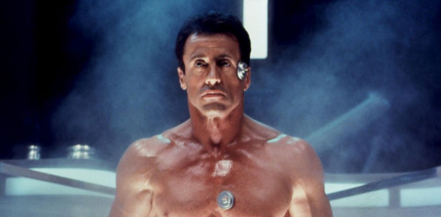 DEMOLITION MAN 2 noticia: En marcha