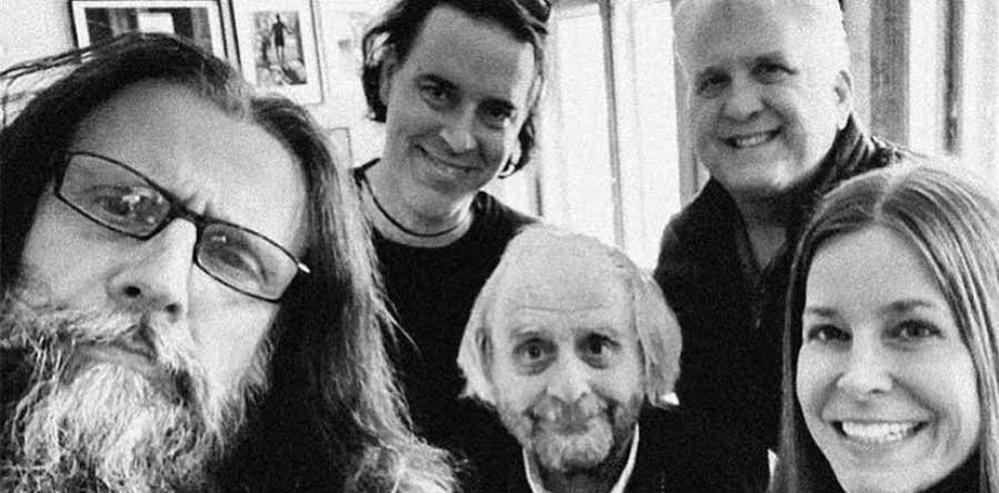 LA FAMILIA MONSTER avance: Foto de familia