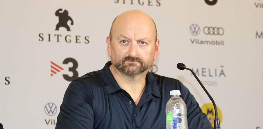 LA GUARIDA rueda: Cuatro cañas y una película