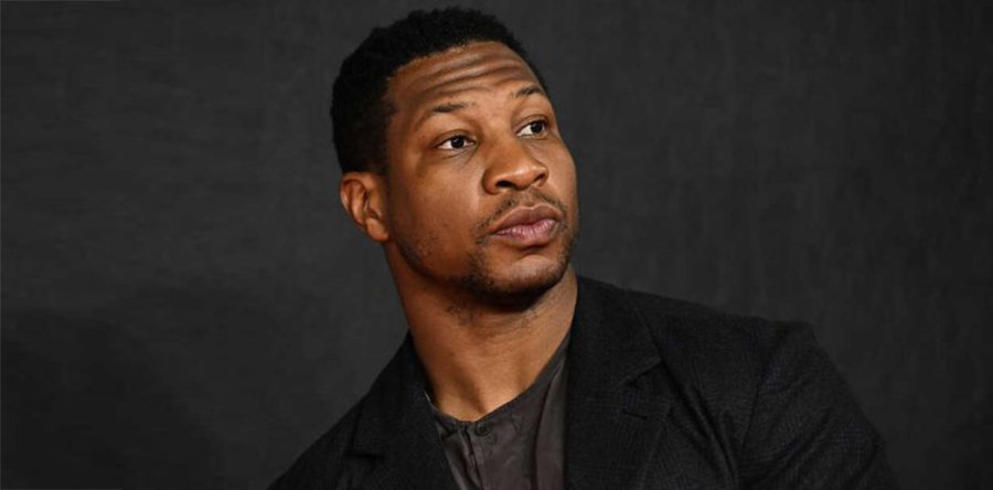 LOS VENGADORES noticia: Jonathan Majors despedido