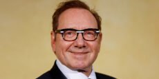 HOLIGUARDS noticia: Kevin Spacey dirige un thriller futurista